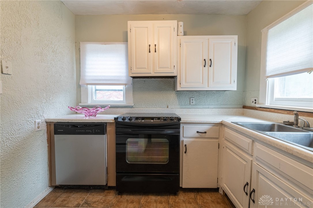 1316 Patterson Road Dayton, OH 45420 - Photo 10 of 33 Gallery Image 10