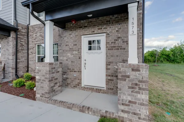 $284,900 | 1573 Elliott Williams Way, Gallatin, TN 37066
