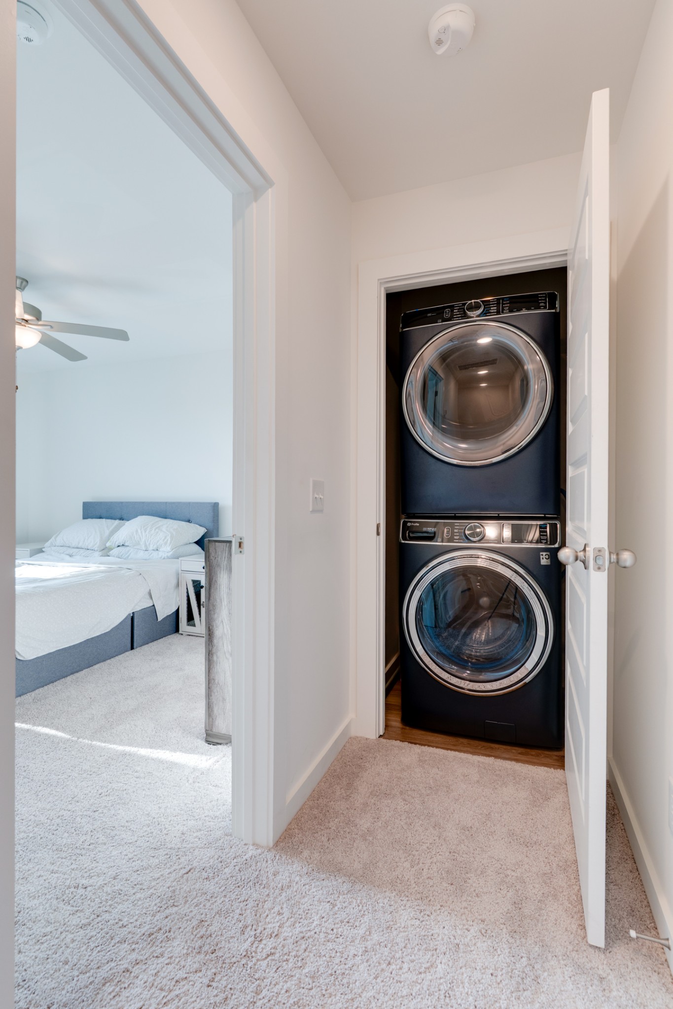 1573 Elliott Williams Way Gallatin, TN 37066 - Photo 19 of 32 a utility room with dryer and washer