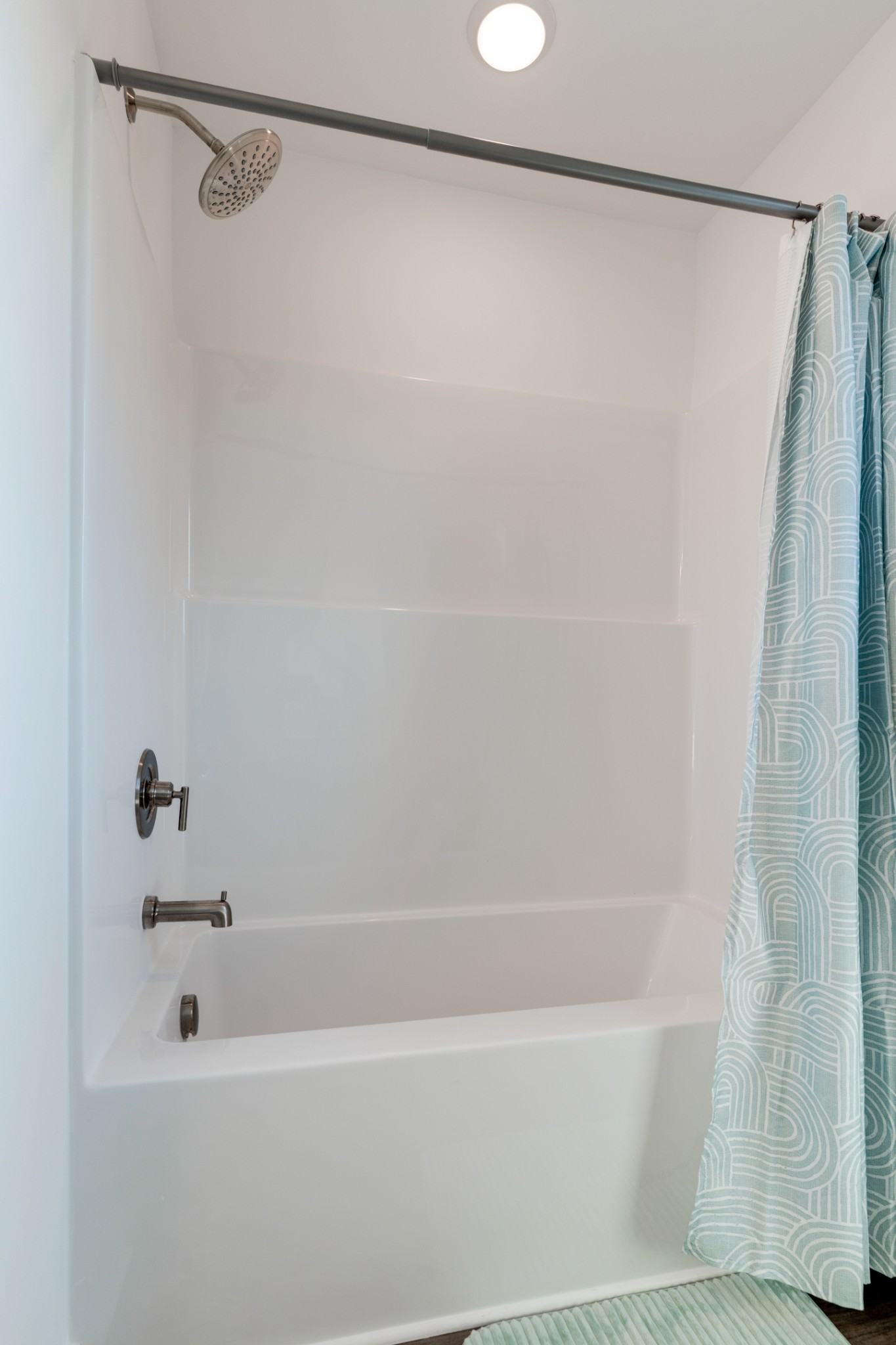 1573 Elliott Williams Way Gallatin, TN 37066 - Photo 26 of 32 a bathroom with a shower and a bath tub