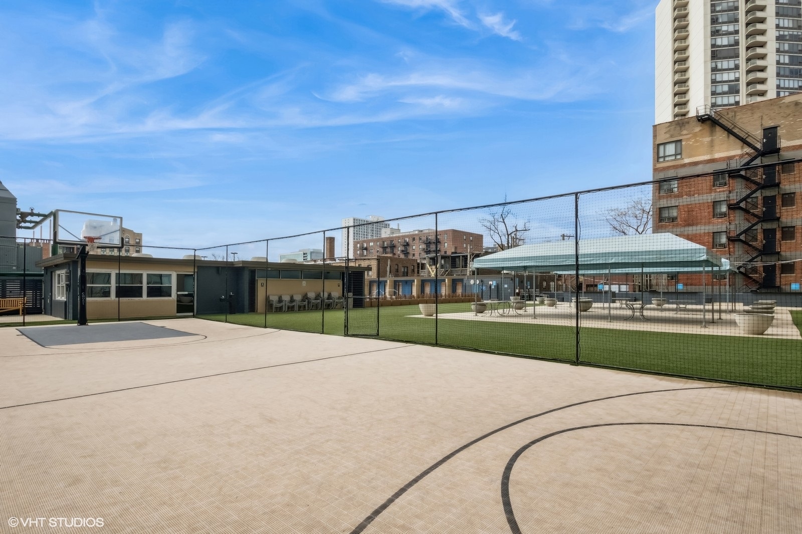 655 West Irving Park Road, Unit 3516 Chicago, IL 60613 - Photo 16 of 19 Gallery Image 16