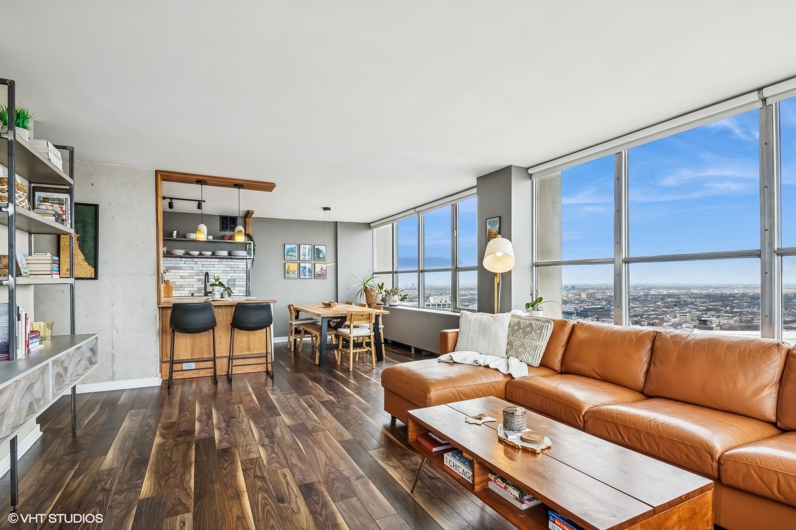 655 West Irving Park Road, Unit 3516 Chicago, IL 60613 - Photo 3 of 19 Gallery Image 3