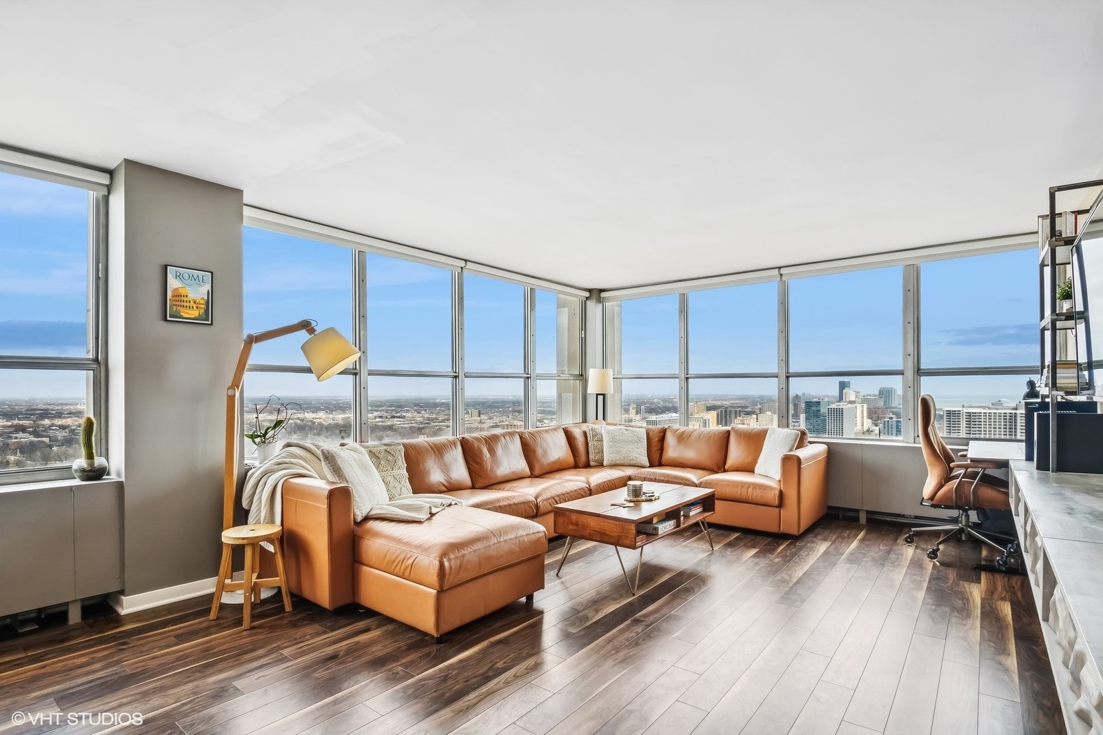 655 West Irving Park Road, Unit 3516 Chicago, IL 60613 - Photo 4 of 19 Gallery Image 4