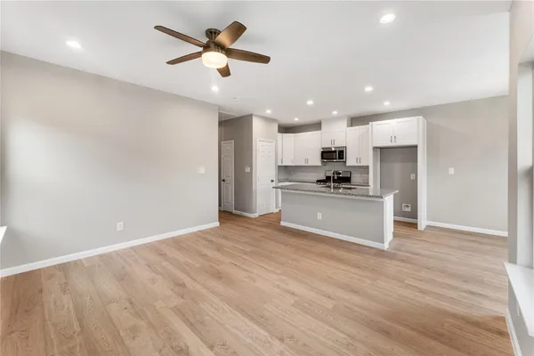 $1,625 | 5101 Rue Street, Unit A, Houston, TX 77033