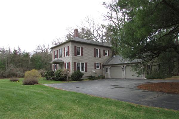 60 Farquhar Road Sturbridge, MA 01566 - Photo 25 of 30 a house view with a garden space