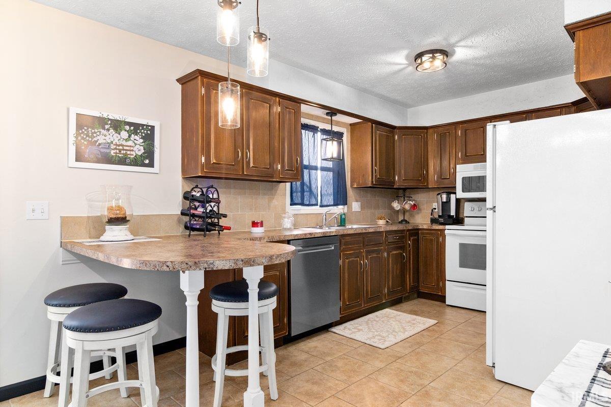 7912 Oak Grove Road Newburgh, IN 47630 - Photo 9 of 23 Gallery Image 9