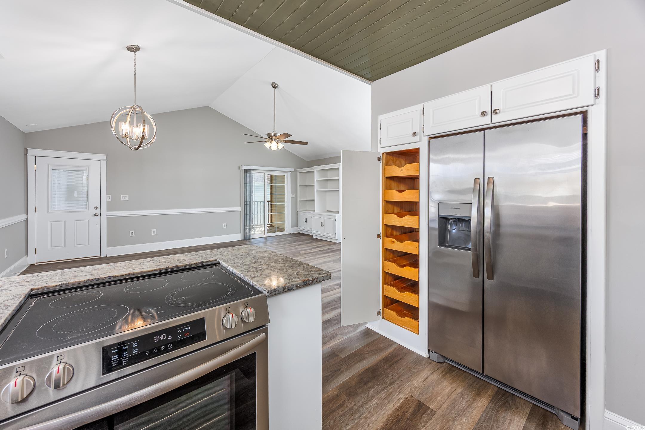 919 Salt Place Murrells Inlet, SC 29576 - Photo 12 of 40 Gallery Image 12