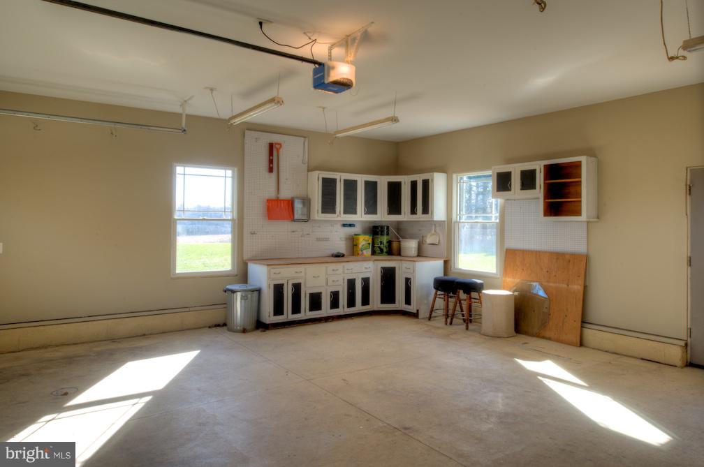 80 Lebanon Road Bridgeton, NJ 08302 - Photo 22 of 44 Garage