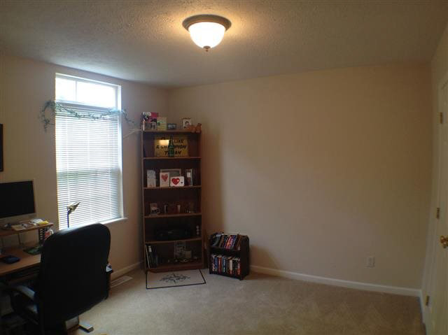 4300 Hawks Ridge Muncie, IN 47304 - Photo 16 of 26 Gallery Image 16