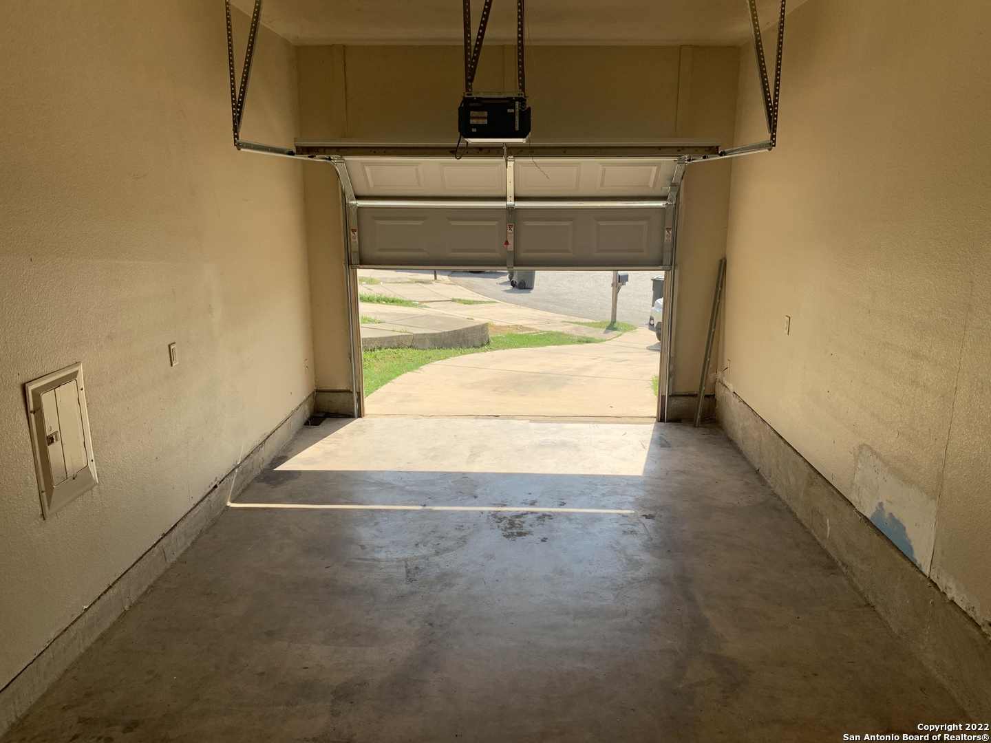 6911 Hallie Ridge San Antonio, TX 78227 - Photo 17 of 22