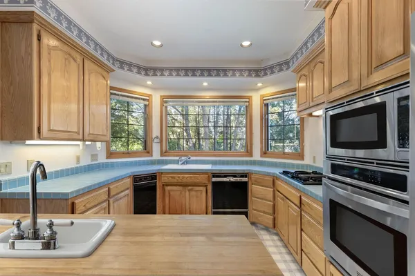 $1,300,000 | 10526 Indian Shack Road, Nevada City, CA 95959