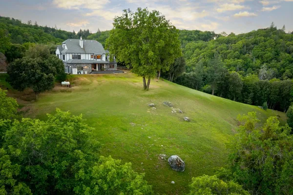 $1,300,000 | 10526 Indian Shack Road, Nevada City, CA 95959