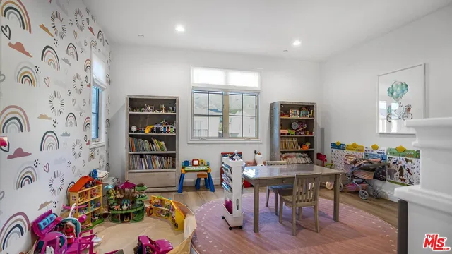 $9,750 | 62 Poncho, Irvine, CA 92602