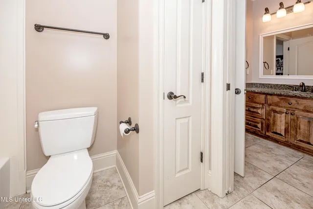 $650,000 | 2119 Whitney Oaks Drive, Ocean Springs, MS 39564