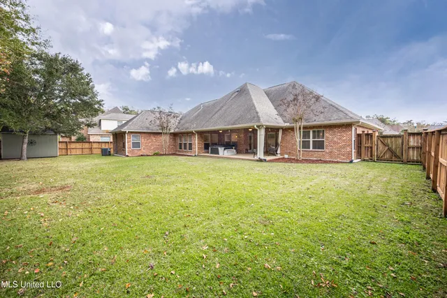 $650,000 | 2119 Whitney Oaks Drive, Ocean Springs, MS 39564
