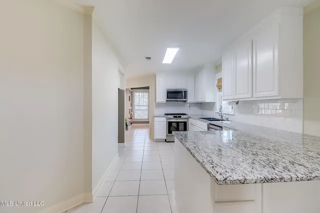 $245,000 | 4 Castle Street, Pass Christian, MS 39571