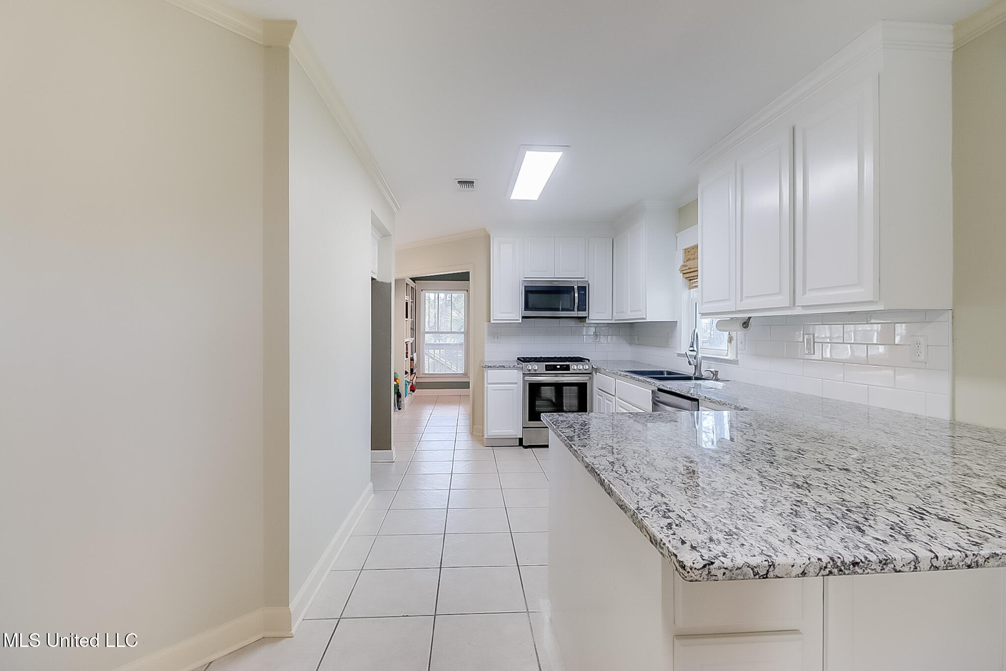 4 Castle Street Pass Christian, MS 39571 - Photo 20 of 31 Photo Jan 24 2025, 2 54 02 PM (2)