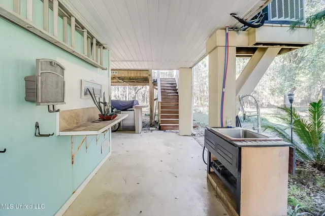 $245,000 | 4 Castle Street, Pass Christian, MS 39571