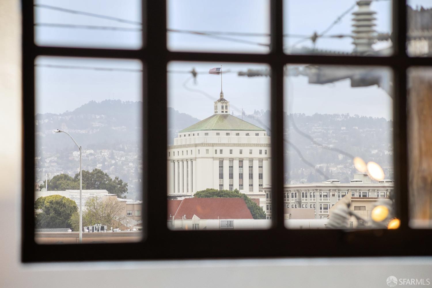 247 4th Street, Unit 406 Oakland, CA 94607 - Photo 40 of 46 a view of front door