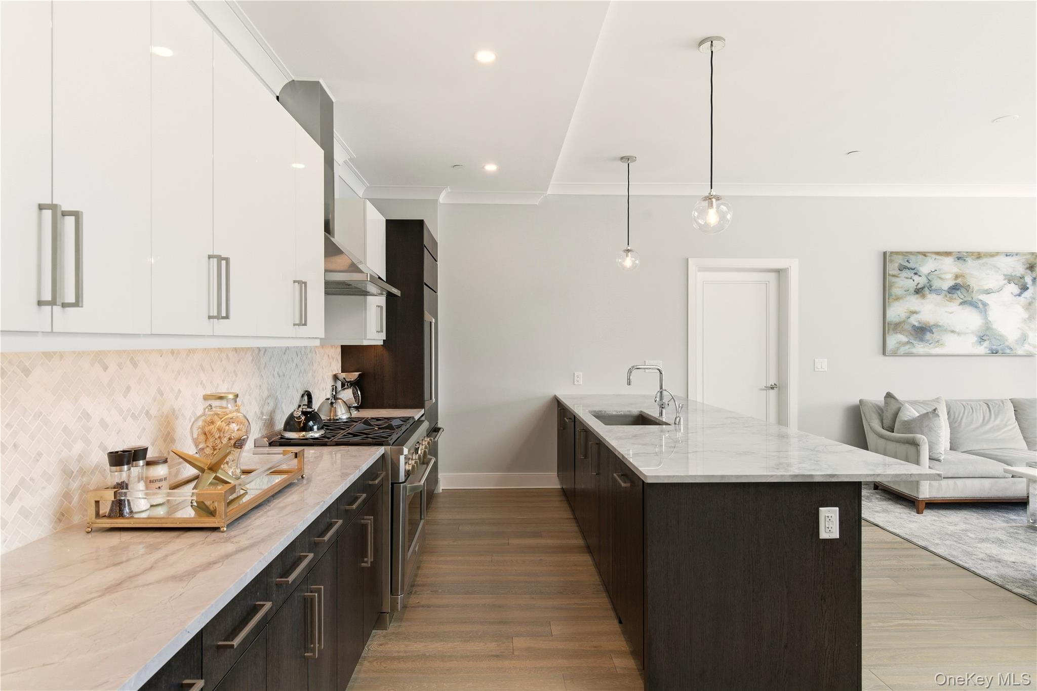 100 Garvies Point Road, Unit 1301 Glen Cove, NY 11542 - Photo 14 of 31