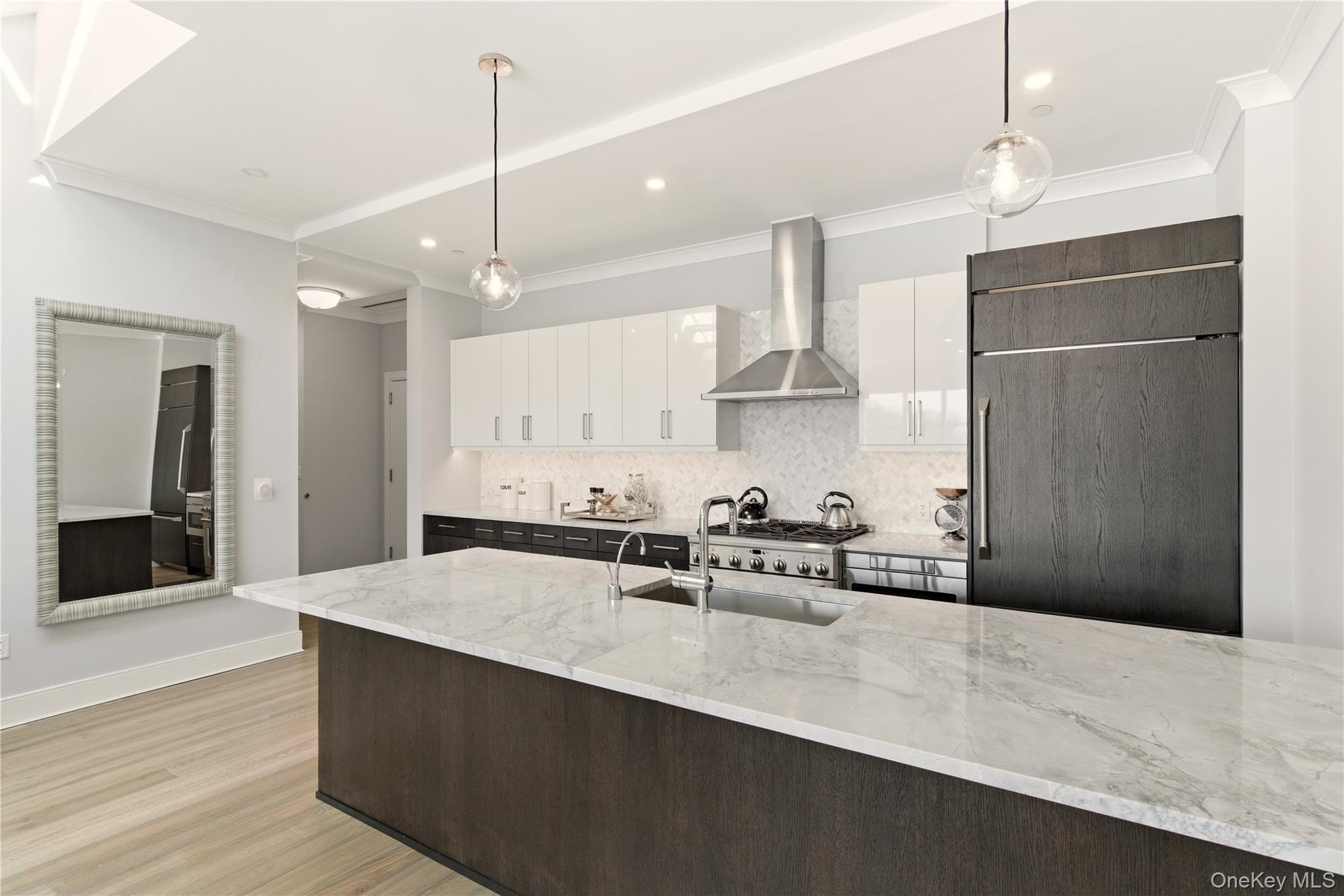 100 Garvies Point Road, Unit 1301 Glen Cove, NY 11542 - Photo 15 of 31