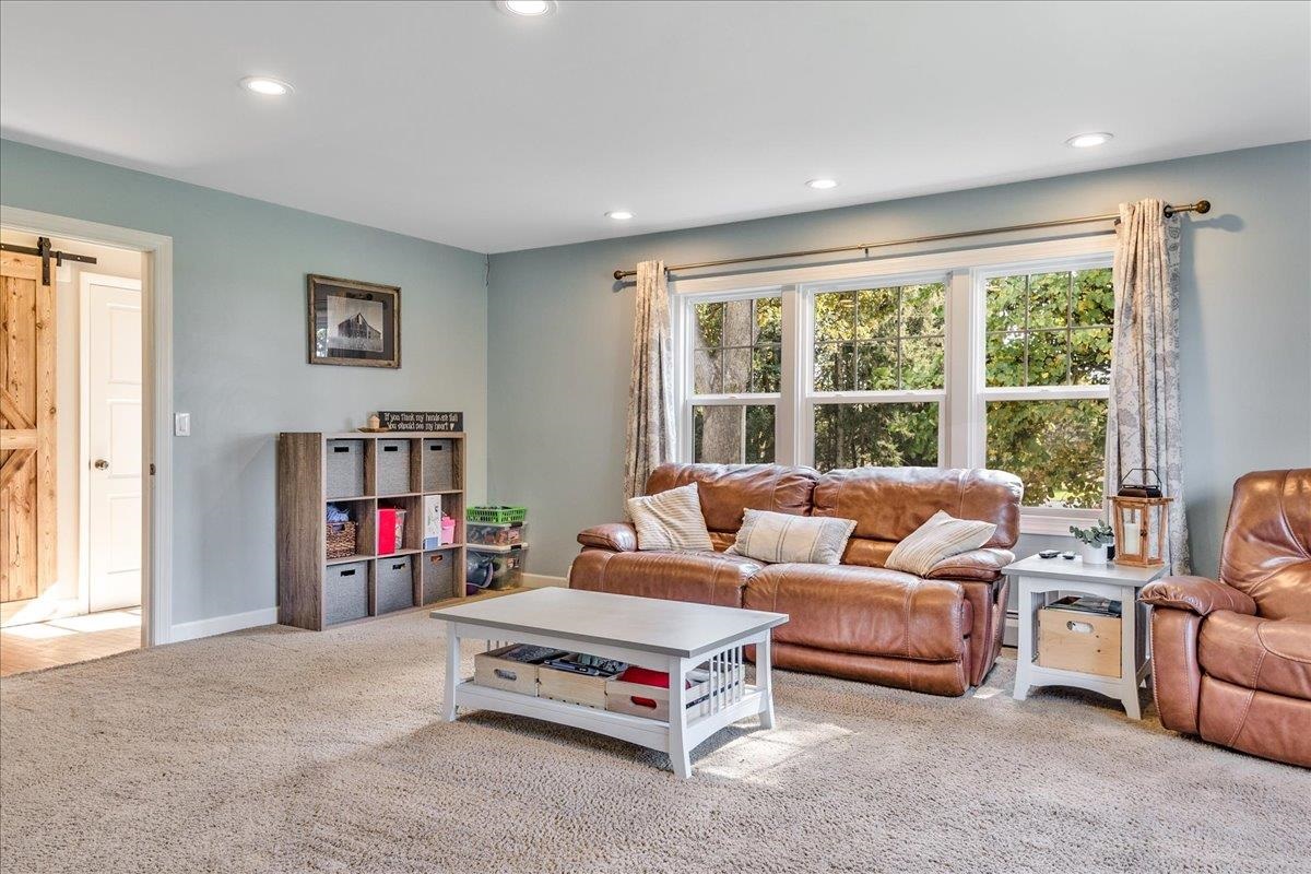 10943 Cass Road Buffalo, IL 62515 - Photo 11 of 44 Gallery Image 11