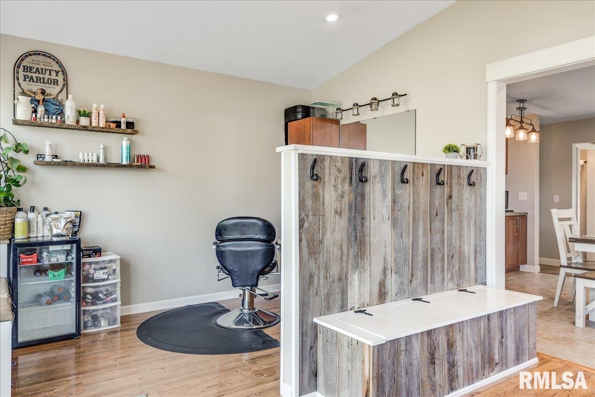 10943 Cass Road Buffalo, IL 62515 - Photo 21 of 44 Gallery Image 21