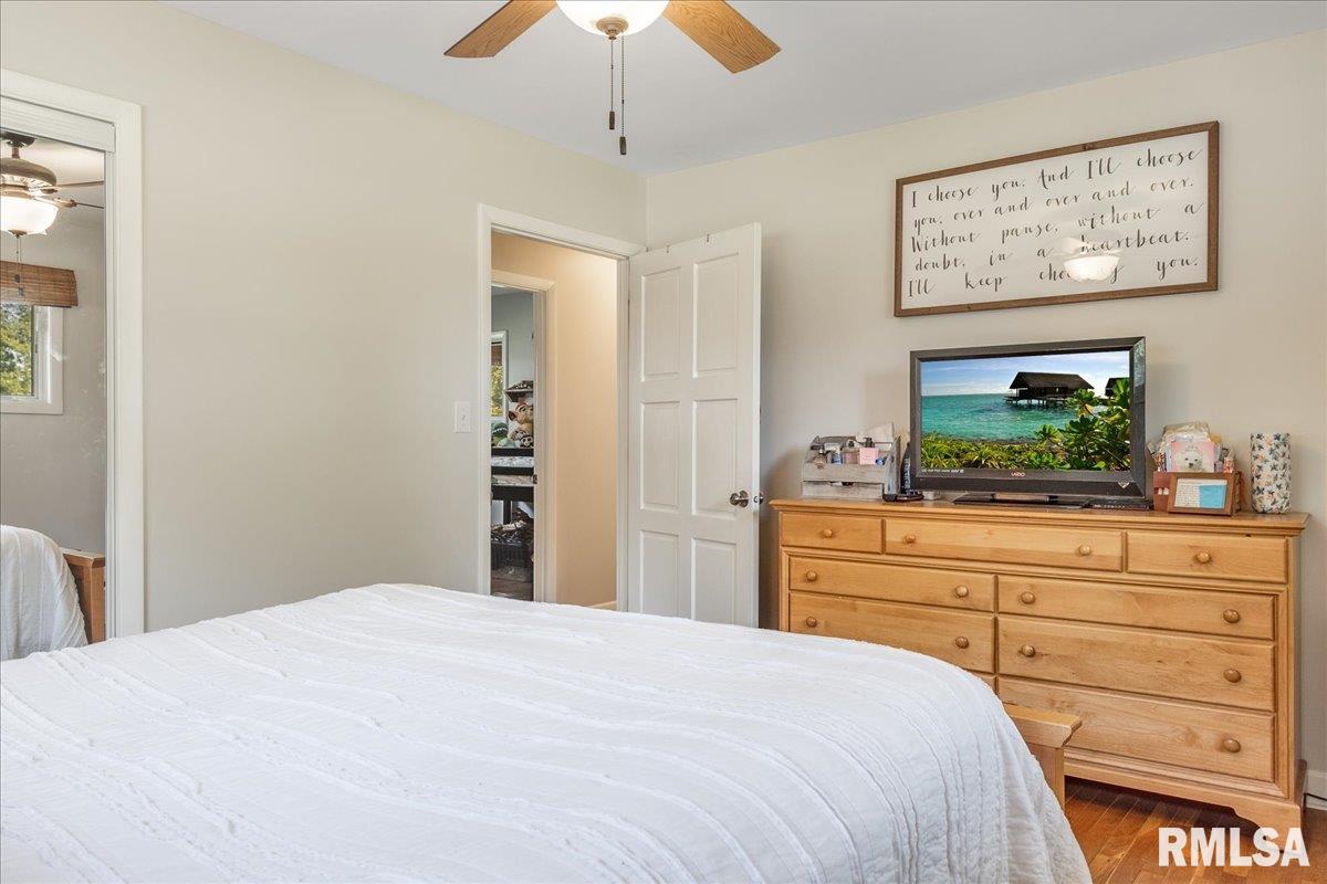 10943 Cass Road Buffalo, IL 62515 - Photo 25 of 44 Gallery Image 25