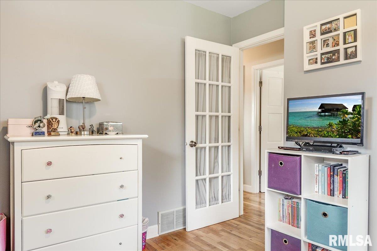 10943 Cass Road Buffalo, IL 62515 - Photo 29 of 44 Gallery Image 29