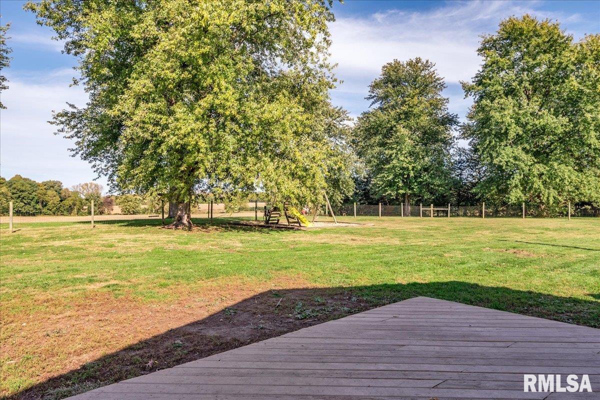 10943 Cass Road Buffalo, IL 62515 - Photo 41 of 44 Gallery Image 41