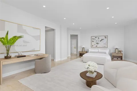$4,995,000 | 808 Brickell Key Drive, Unit 3901, Miami, FL 33131