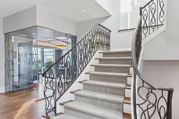 $8,250,000 | 4750 Baycliffe Drive, Excelsior, MN 55331
