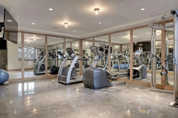 $8,250,000 | 4750 Baycliffe Drive, Excelsior, MN 55331