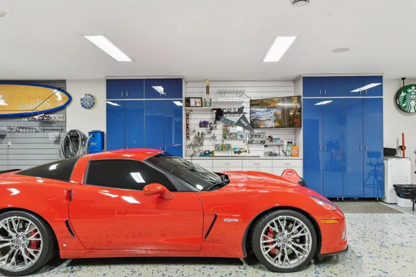 $8,250,000 | 4750 Baycliffe Drive, Excelsior, MN 55331