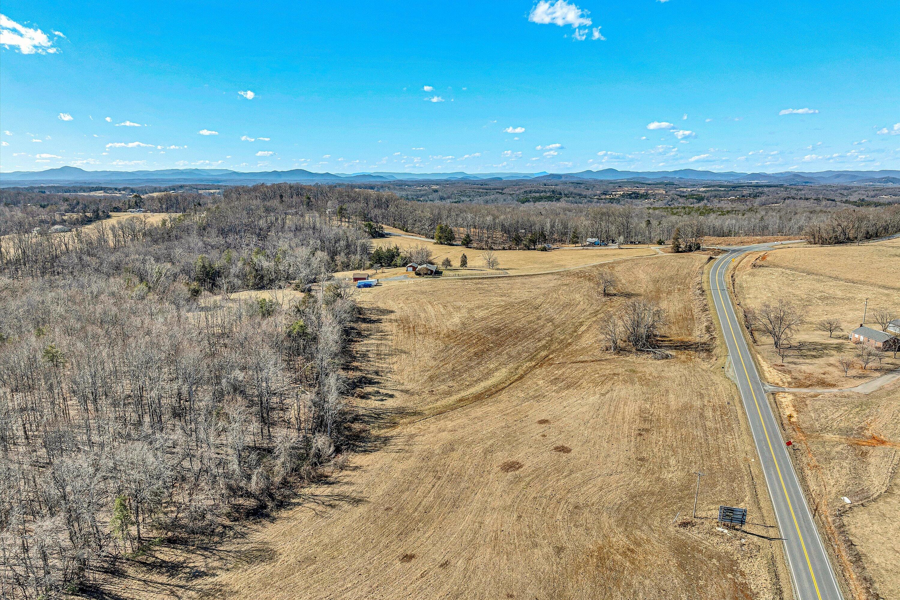4015 White House Road Moneta, VA 24121 - Photo 37 of 37 25-SGM-0188