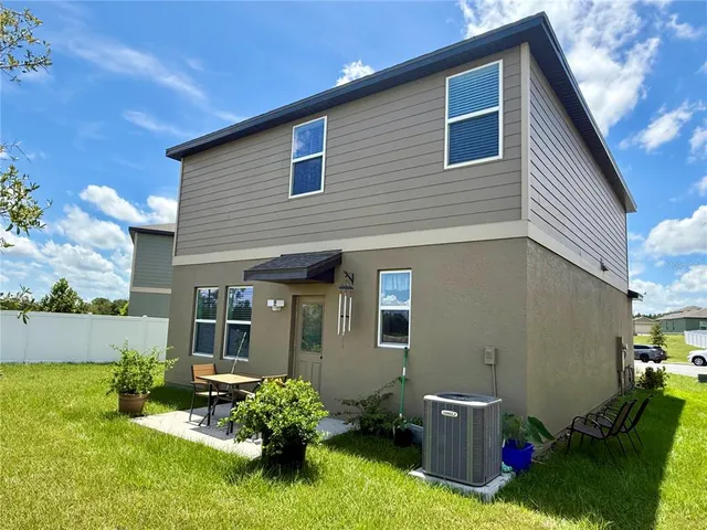 $379,000 | 8704 Sportsman Loop, Groveland, FL 34736