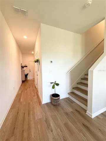 $379,000 | 8704 Sportsman Loop, Groveland, FL 34736