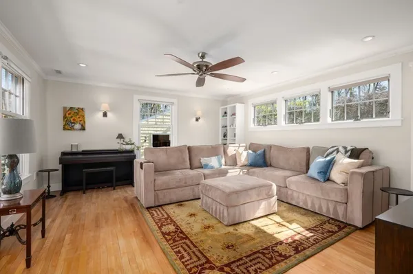 $1,275,000 | 44 Bellevue Road, Swampscott, MA 01907
