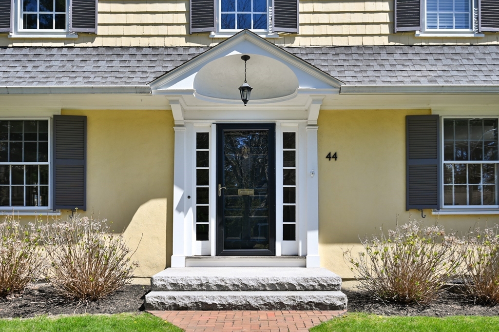 44 Bellevue Road Swampscott, MA 01907 - Photo 4 of 41