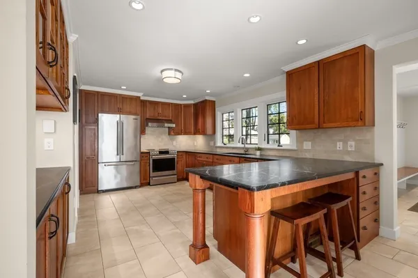 $1,275,000 | 44 Bellevue Road, Swampscott, MA 01907