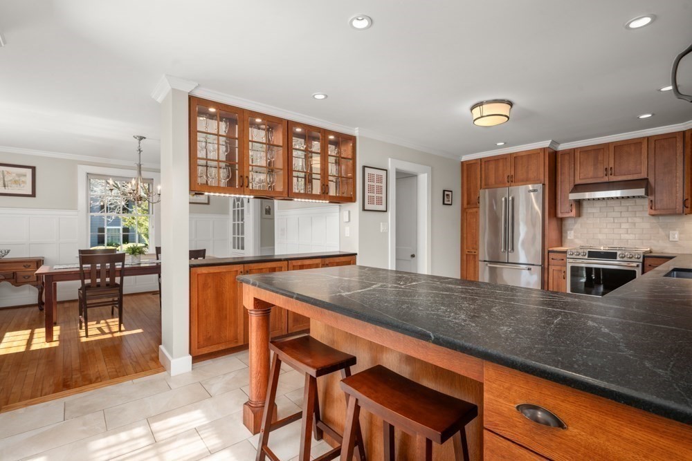 44 Bellevue Road Swampscott, MA 01907 - Photo 9 of 41