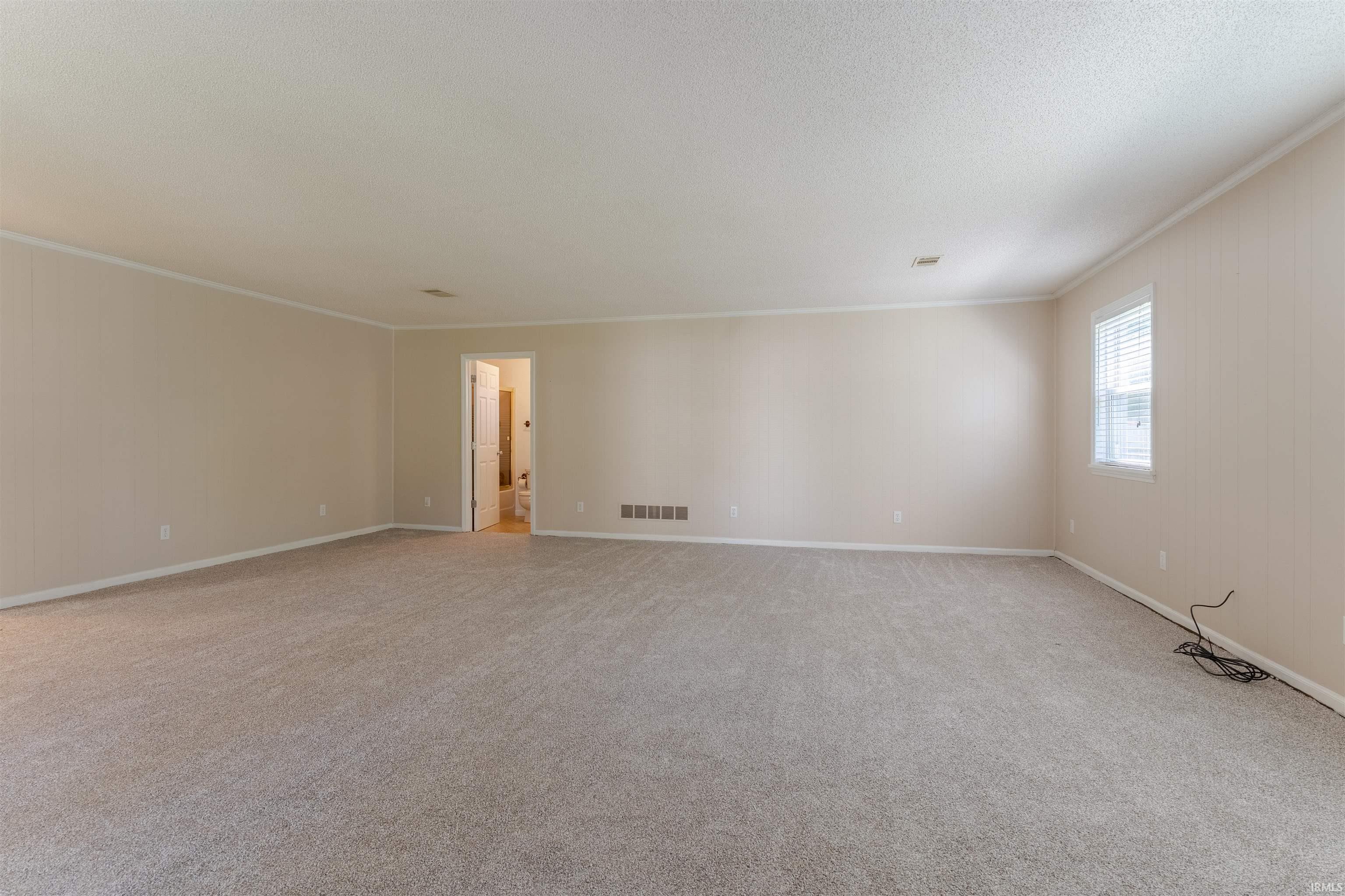 2424 Lexington Road Evansville, IN 47720 - Photo 9 of 35 Gallery Image 9