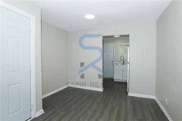 $995 | 2045 Alison Court Southwest, Unit 8, Atlanta, GA 30311