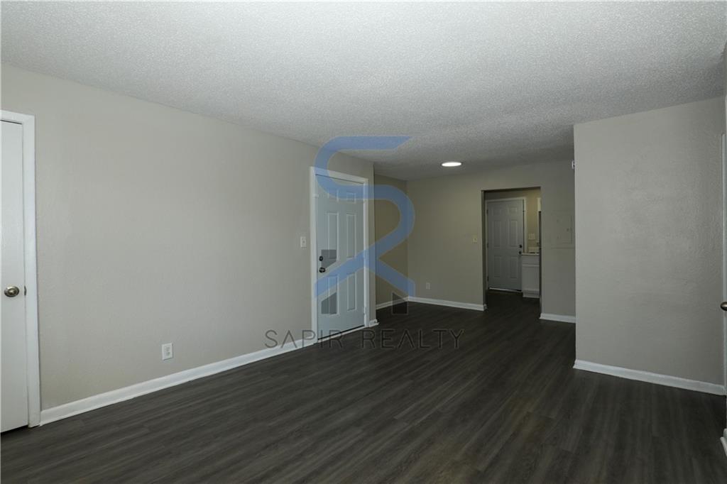 2045 Alison Court Southwest, Unit 8 Atlanta, GA 30311 - Photo 5 of 15