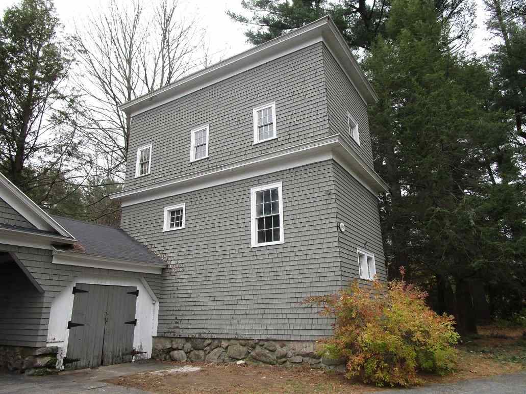 7 Searles Road Windham, NH 03087 - Photo 15 of 18