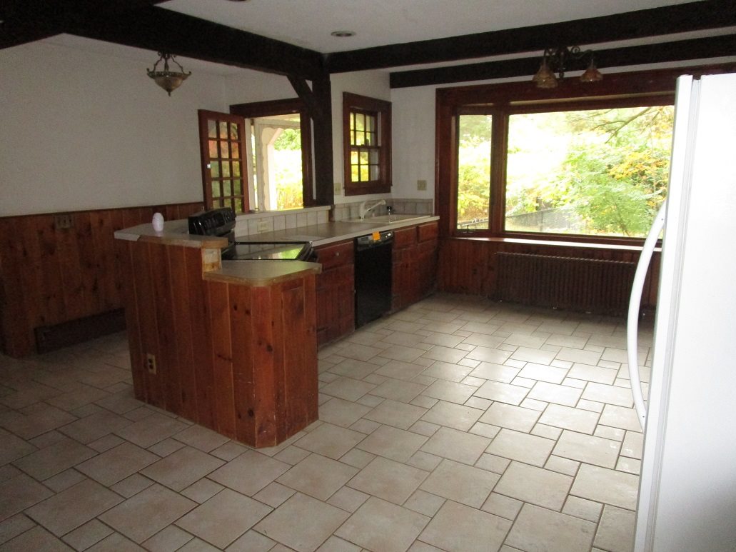 7 Searles Road Windham, NH 03087 - Photo 5 of 18