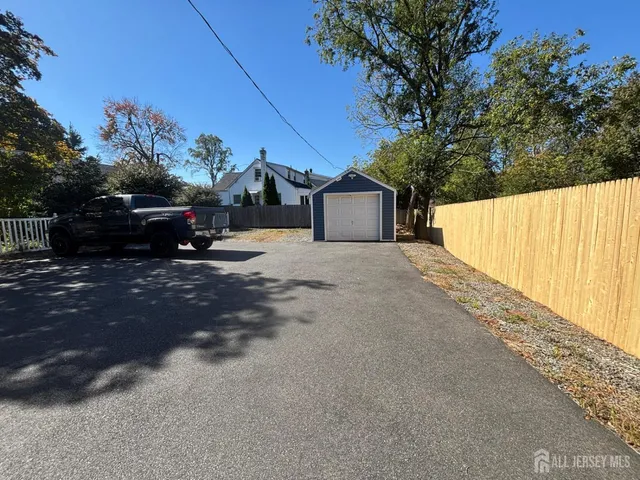 $575,000 | 220 South Washington Avenue, Dunellen, NJ 08812