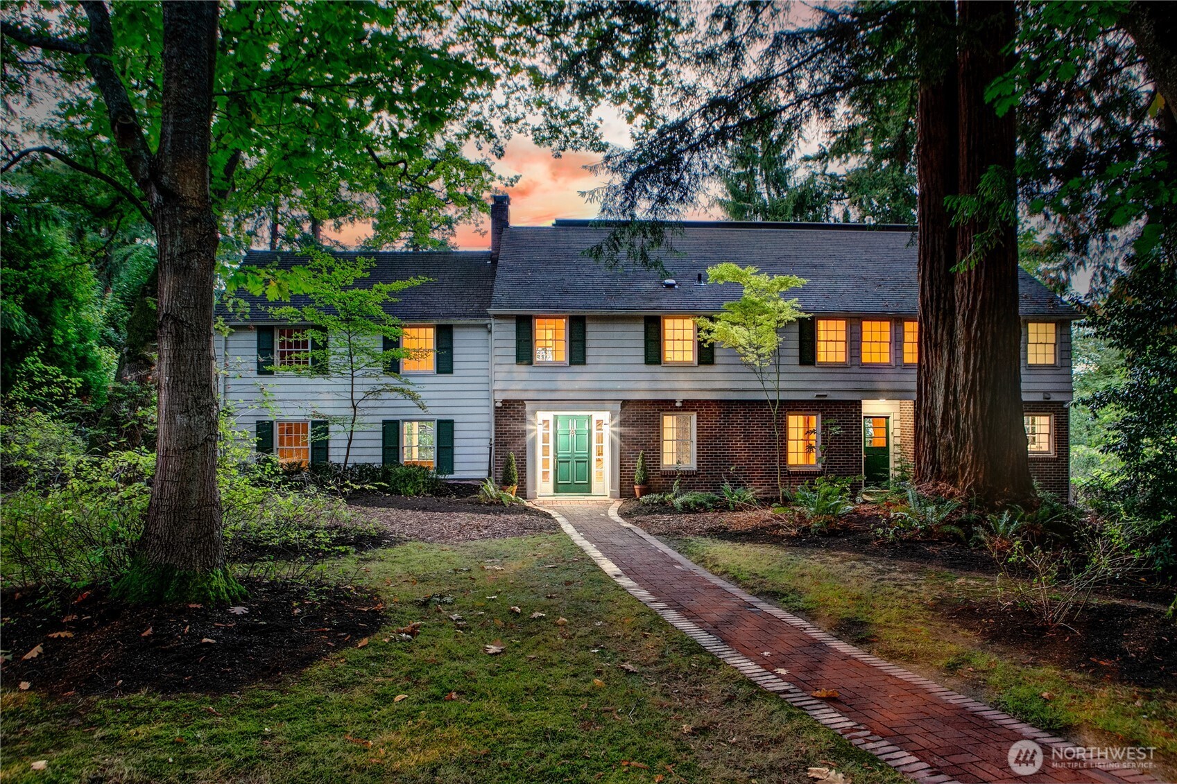2425 Evergreen Point Road Medina, WA 98039 - Photo 5 of 37 front view of house with a yard