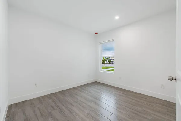 $2,700 | 502 Northwest 13th Avenue, Unit 1, Boynton Beach, FL 33435