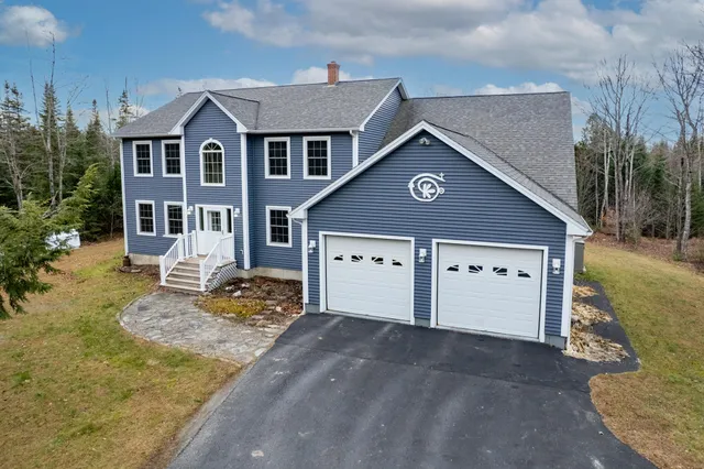 $639,900 | 183 Skyline Road, Bangor, ME 04401